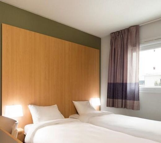 B&B HOTEL Paris Porte des Lilas
