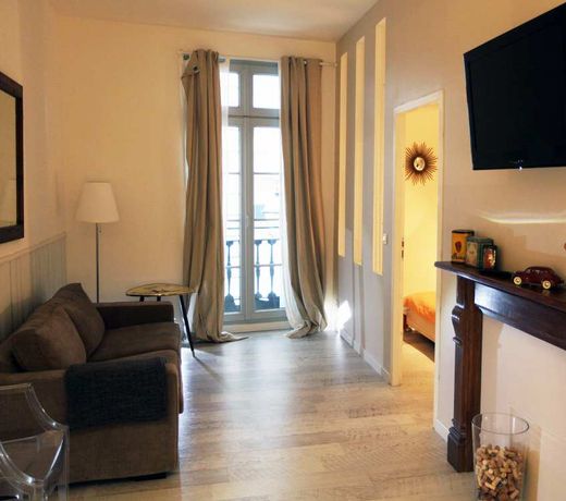COLOMBET   SUITE CARLA
