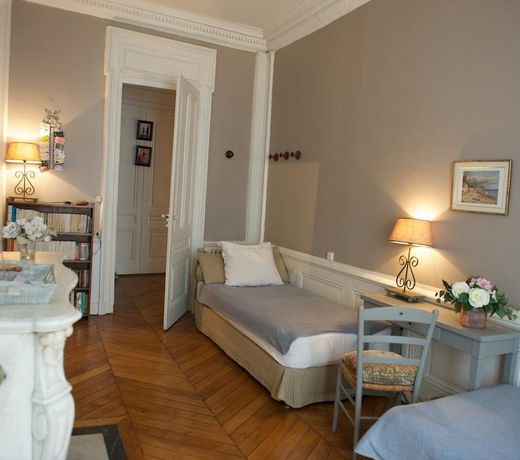 SUITE EDOUARD