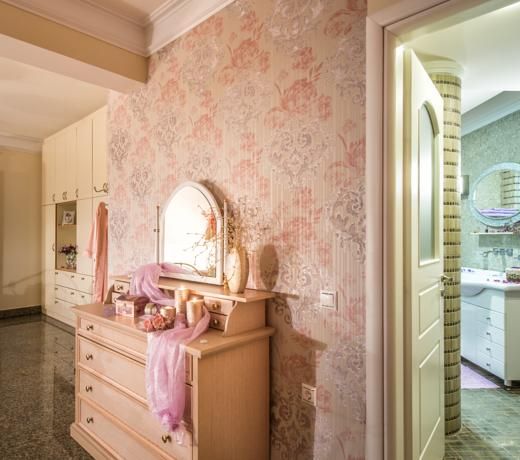 Frido Luxury Villa with Jacuzzi
