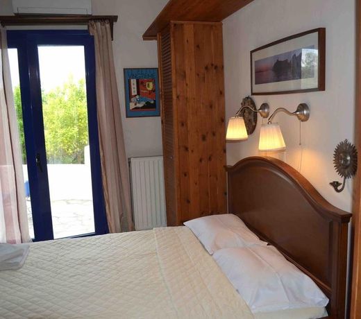 Villa Aerides
