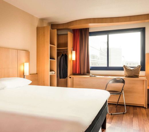 ibis Paris 17 Clichy-Batignolles