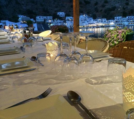 Hotel Porto Loutro on the Hill
