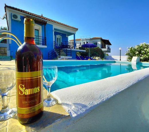 Mouzakis Villas