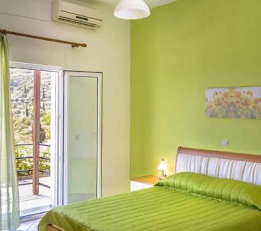 Mouzakis Villas
