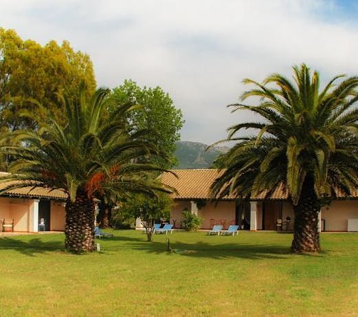 Lefkes Apartments