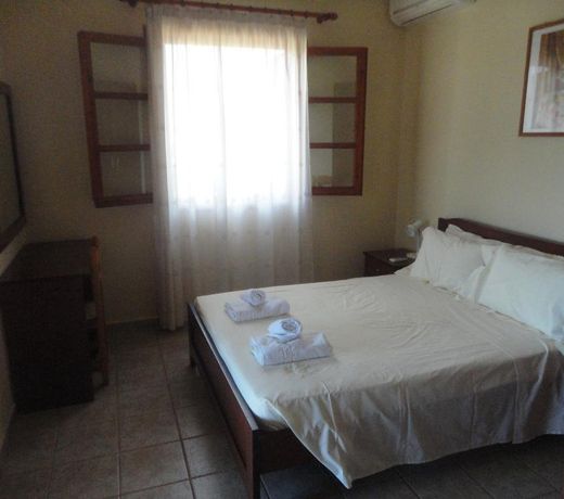 Villa Pefnos