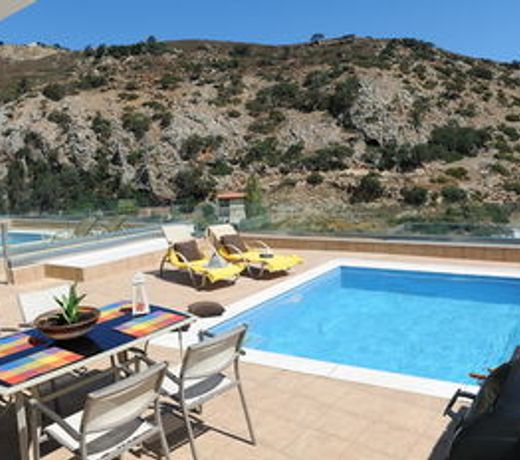 Palaiokastro Villas