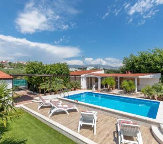Holiday Home Split
