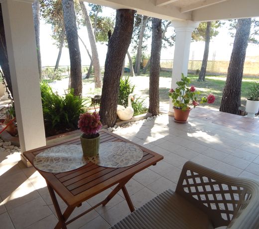 Holiday Home Split