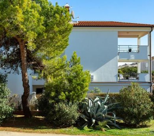 Holiday Apartment Suzana