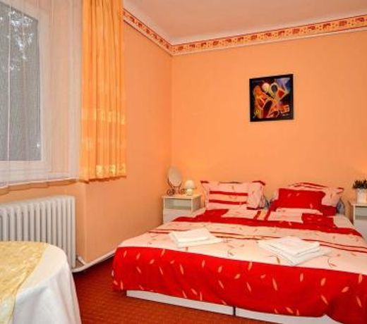 SZILVIA APARTMANHÁZ