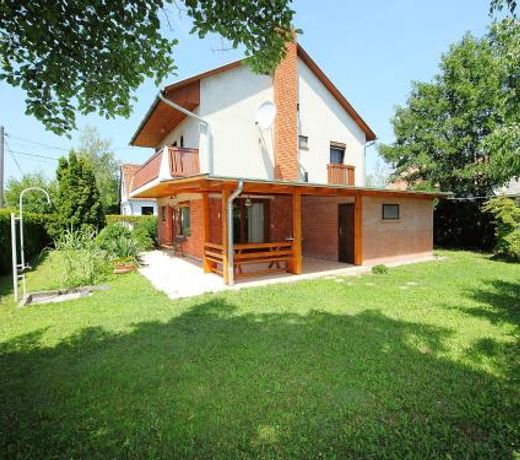 Holiday Home Brico