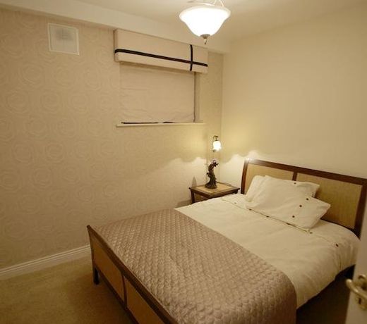 ASHMOUNT COURT
