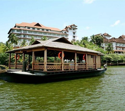 RAVIZ MAHAYANA HOUSE BOAT