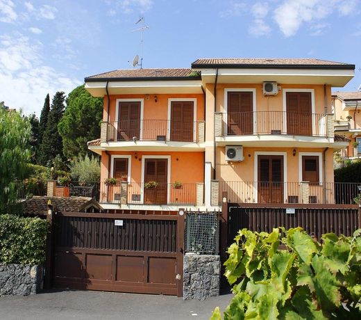 Etna Villa il Pino