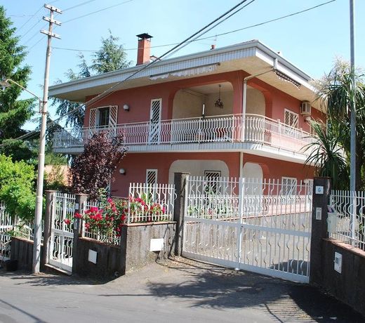 Etna Villa Del Sole