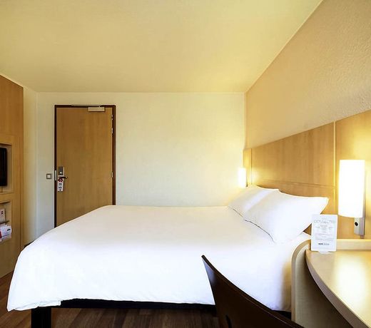 Ibis Paris Tour Eiffel Cambronne 15ème
