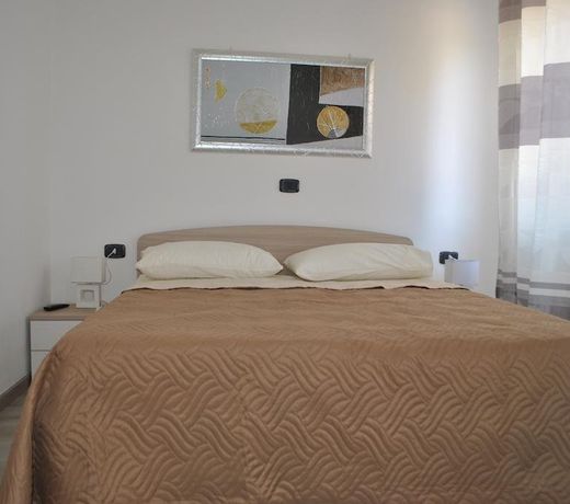 Raxul Room