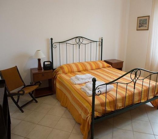 APPARTAMENTO TRE TORRETTE