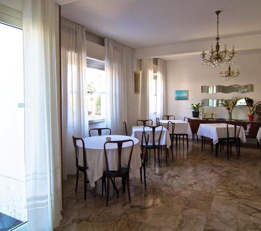 Hotel Villa Tua