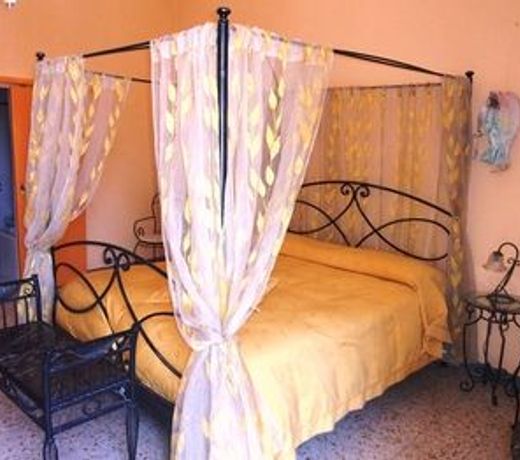 Palazzo Osanna