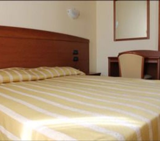 Hotel San Tomio