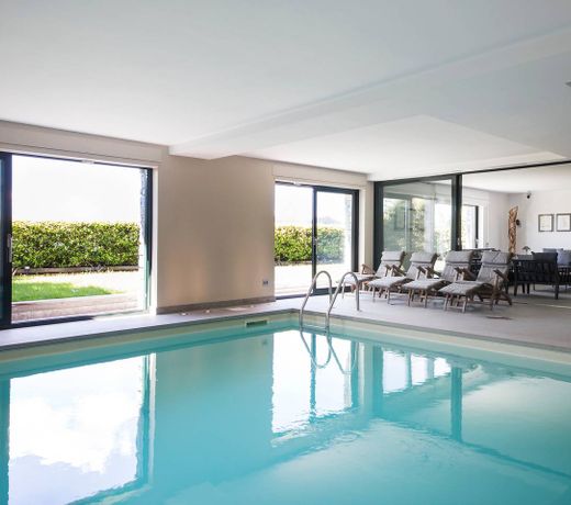 SUITE & POOL-Como Apartment-160 mt-Private Indoor Swimming-Pool