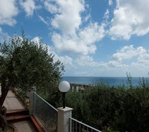L'Ulivo Sul Mare
