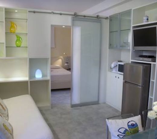 Hotel Eros Residence