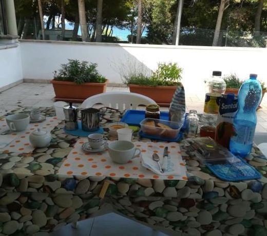 Casa Azzurra Felloniche