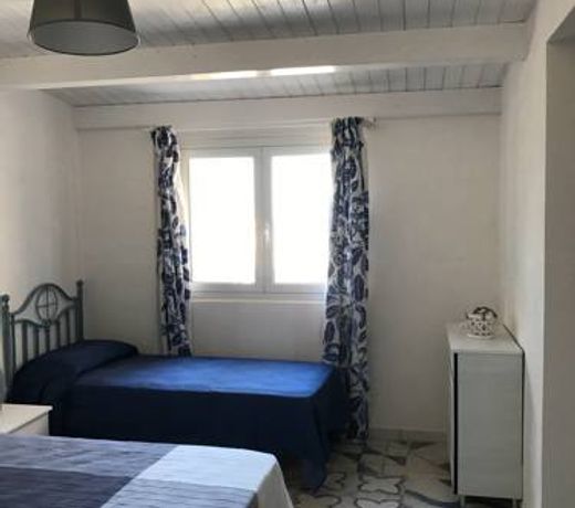 Villa Ceni appartamenti con 2 camere piÃ¹ servizi in villa con piscina