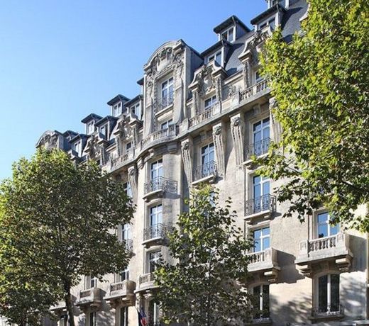 Holiday Inn Paris - Gare de Lyon Bastille, an IHG Hotel