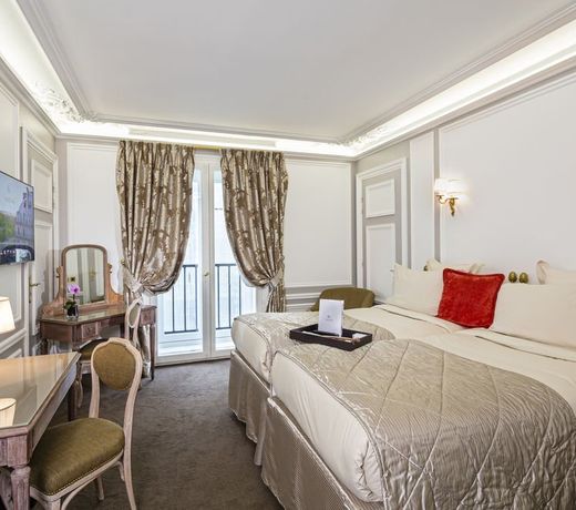 Hôtel Regina Louvre