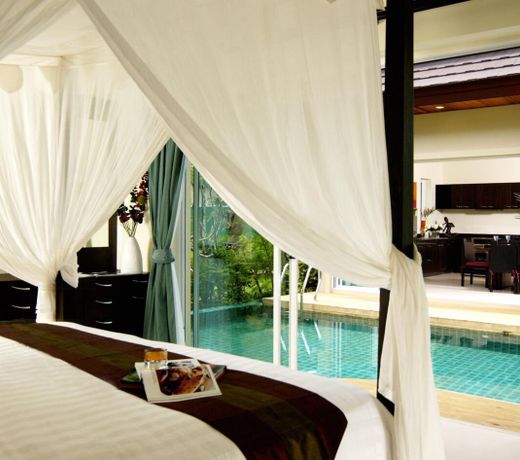 Karon Beach Walk Villa