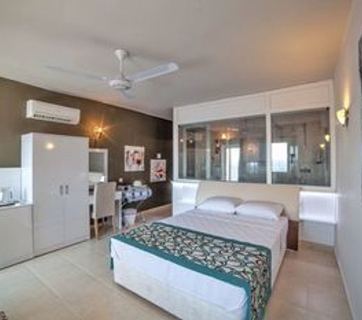 Sunset Villa Hotel