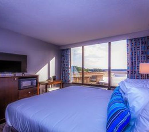 The Lodge at Port Arrowhead