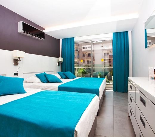 Green Garden Suites Hotel