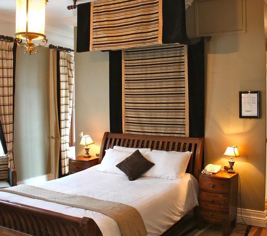 Jackson Court Hotel