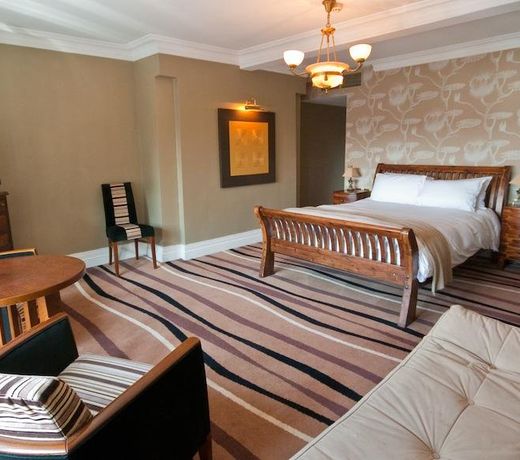 Jackson Court Hotel