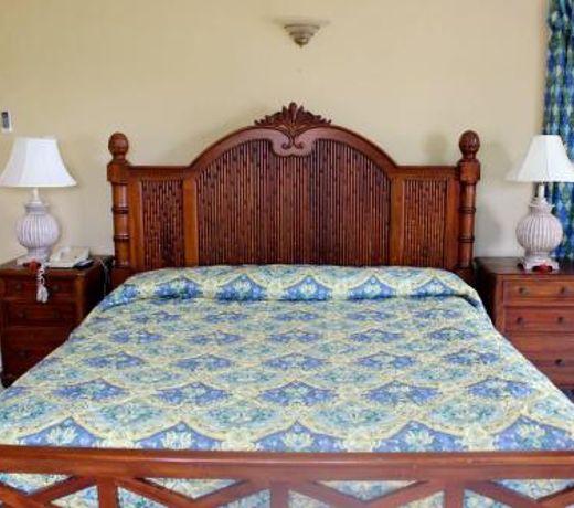 Beachcomber Club Resort