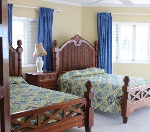 Beachcomber Club Resort