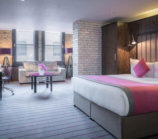 Trinity City Hotel