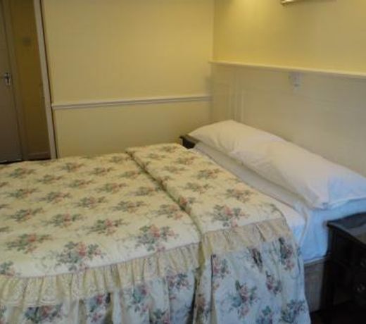 Dergvale Hotel