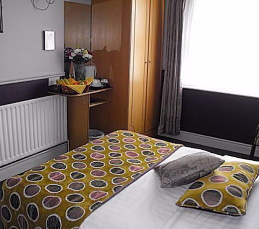Glen Guesthouse