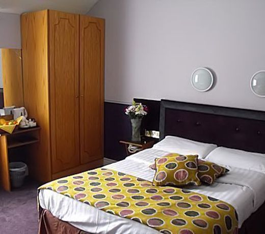 Glen Guesthouse