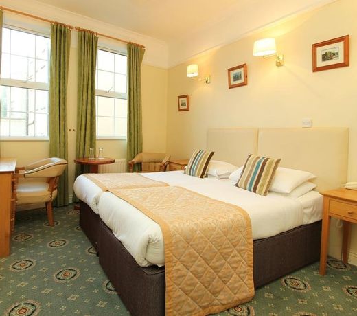 Castle Hotel