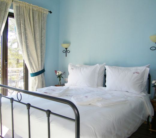 Theatro Hotel Odysseon