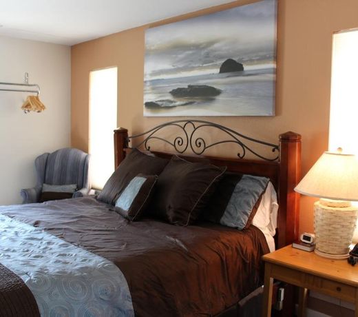 Wapiti Lodge