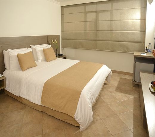 Crowne Plaza Barranquilla, an IHG Hotel
